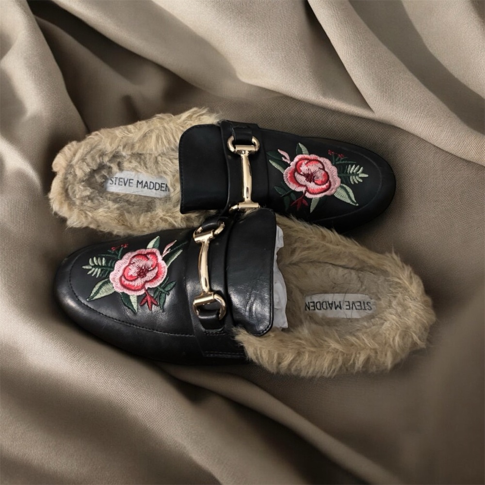 Steve Madden Black Floral Embroidered Mules